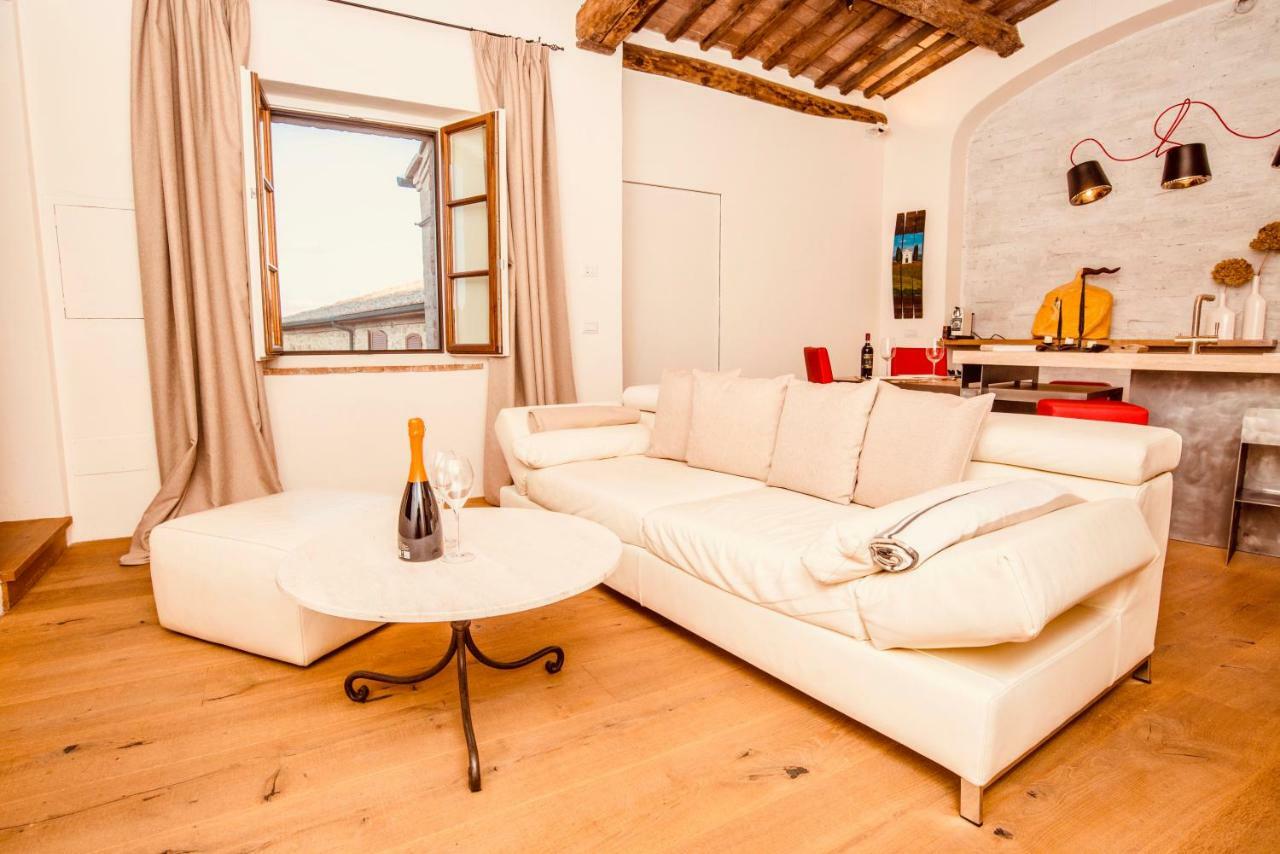 Locanda Della Scala San Quirico d'Orcia Luaran gambar